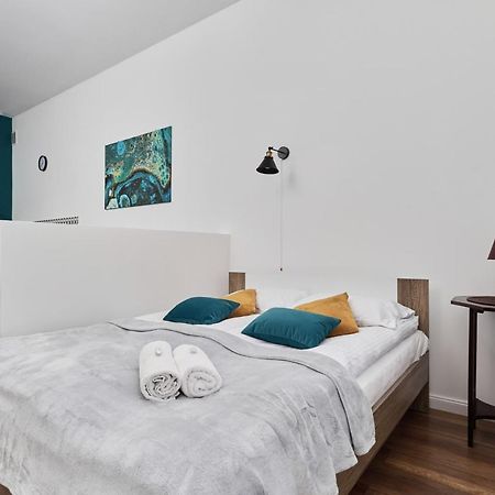 Dominikanska Old Town Studio W Kamienicy By Noclegi Renters Breslavia Exterior foto