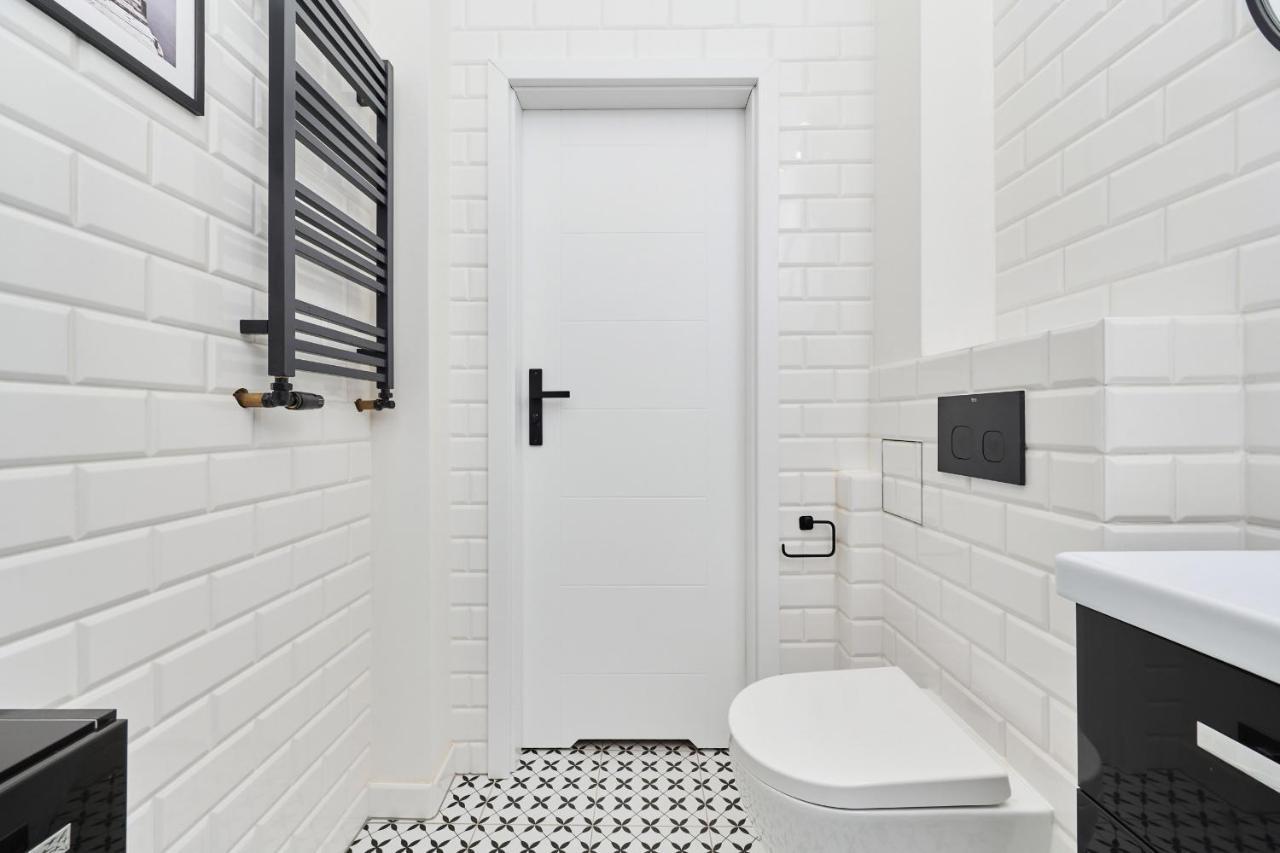 Dominikanska Old Town Studio W Kamienicy By Noclegi Renters Breslavia Exterior foto